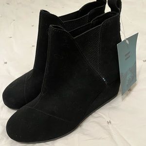 TOMS Black Suede Kelsey Wedge Booties - 7.5 Women - NWT